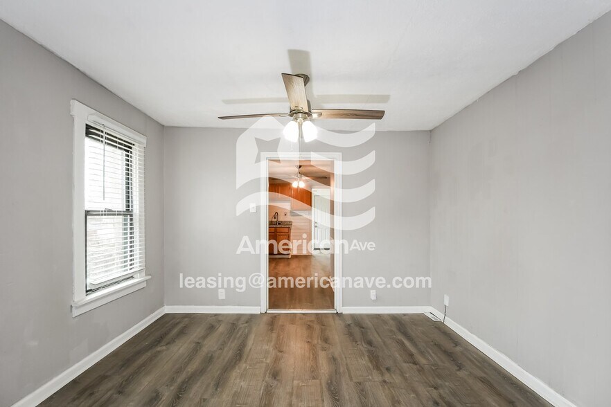 Building Photo - 5322 Vine Ave