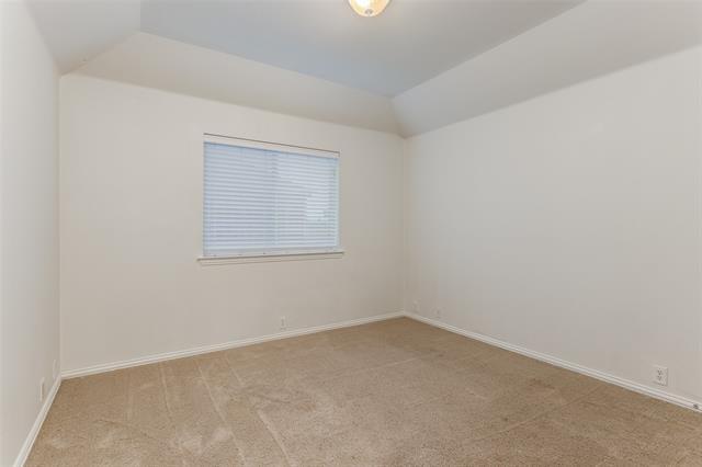 Building Photo - 592 Burning Oak Dr