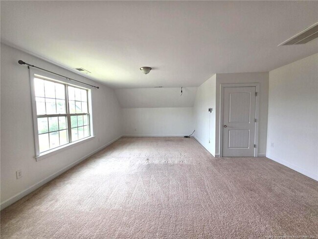 Building Photo - 131 Old Glory Ln