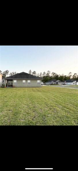 Building Photo - 75169 Fern Creek Dr