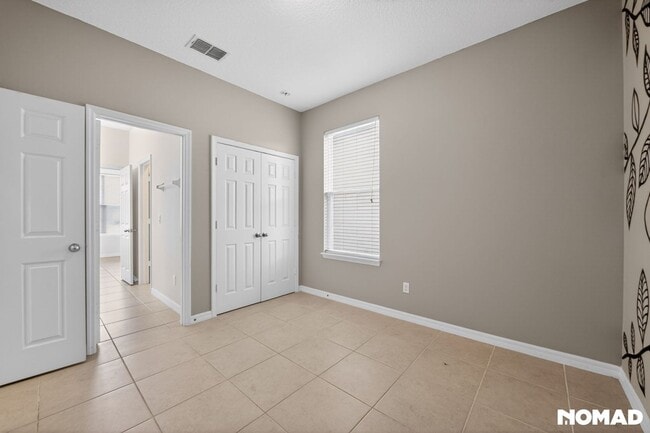 Building Photo - Spacious 4BR House in Orlando
