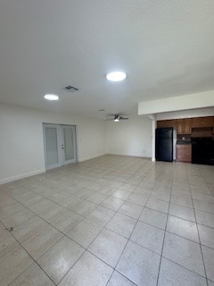 Building Photo - 5956 Bahama Ct