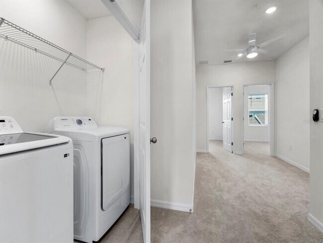 Building Photo - 1440 SILVER LINING Way