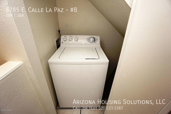 Building Photo - 6785 Calle La Paz