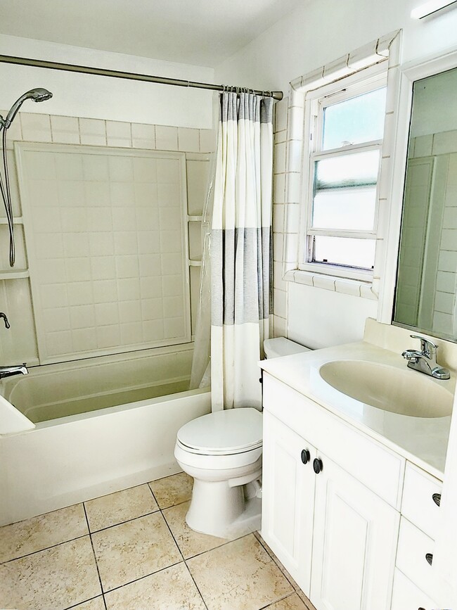 Building Photo - 4804 Del Amo Blvd