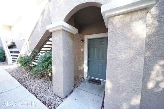 Building Photo - 2 br, 2 bath House - 9330 W Maule Ave #123...