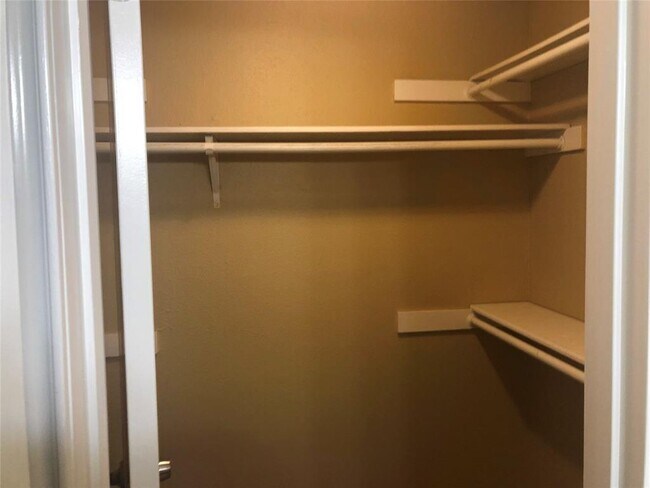Building Photo - 14515 Wunderlich Dr