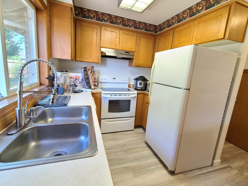 Building Photo - 547 NE 27th St