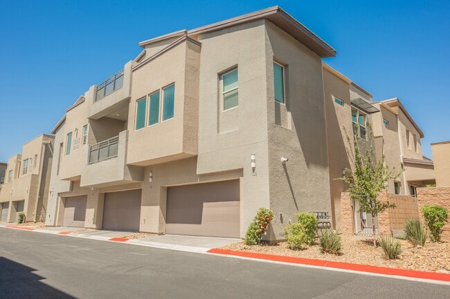 Building Photo - 11262 Cactus Tower Ave