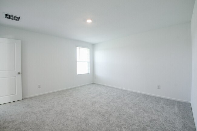 Building Photo - 6871 Flowering Ginger Ln