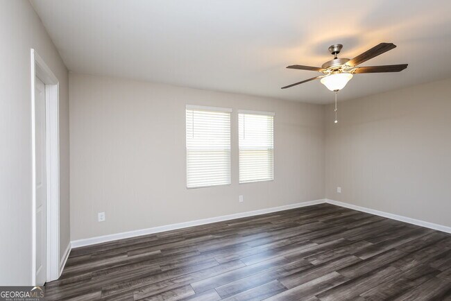 Building Photo - 921 Feldman Chase