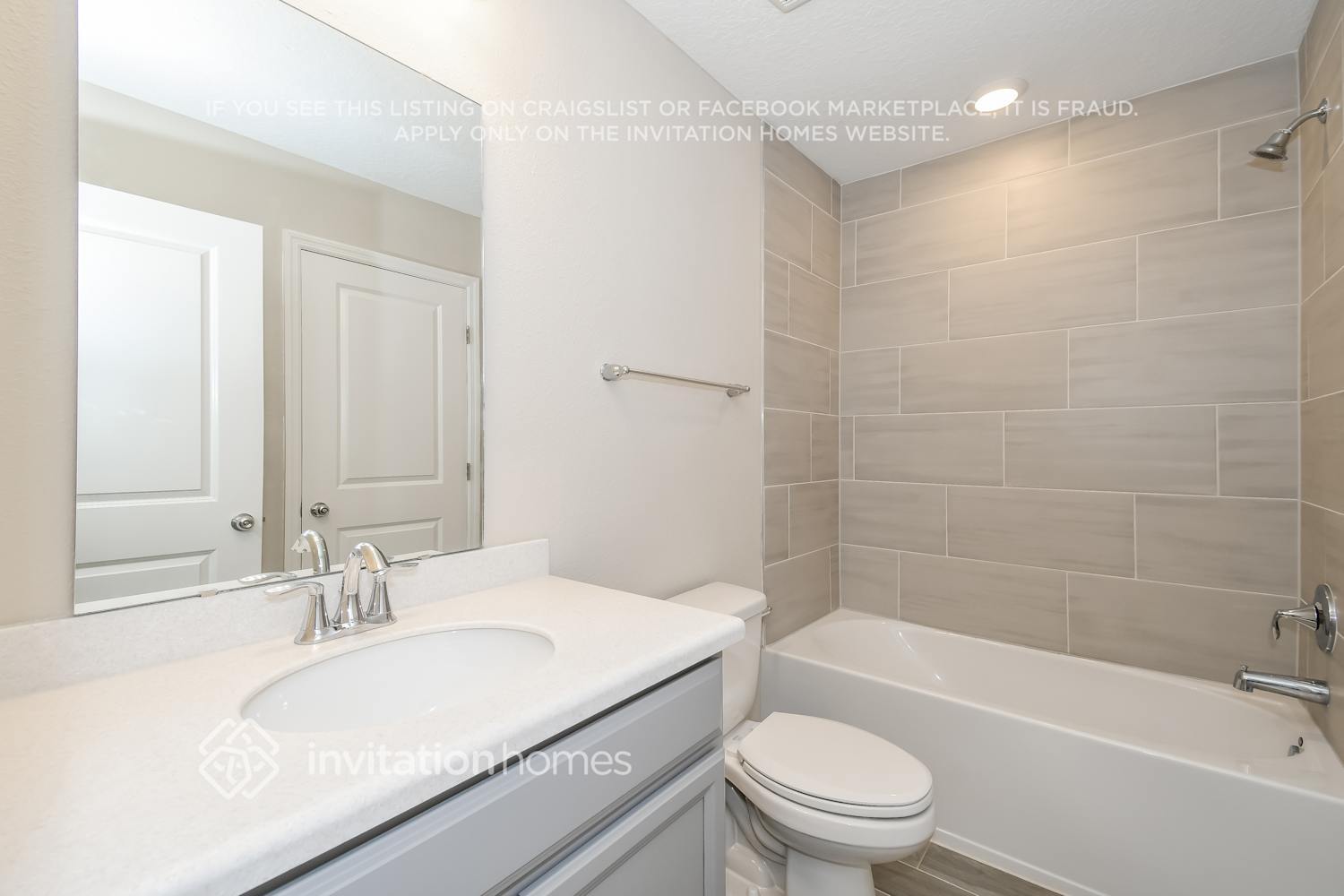 Building Photo - 13300 Shore Grass Dr