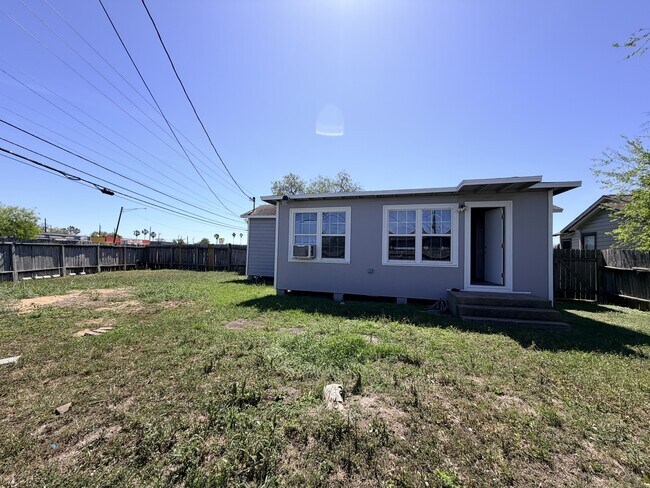 Building Photo - 3138 Westgard St