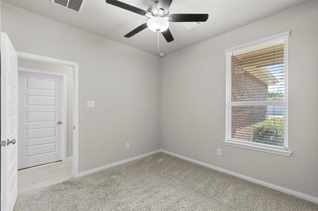 Building Photo - 18532 Meadow Point Ln