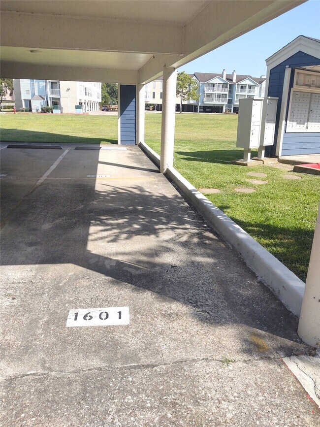 Building Photo - 18519 Egret Bay Blvd