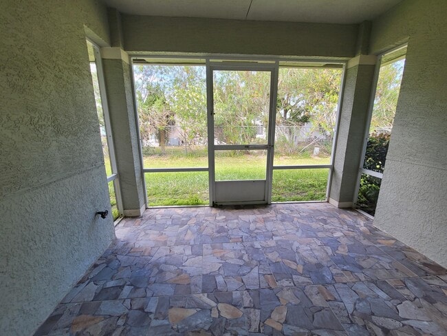 Building Photo - 1772 N Dovetail Dr