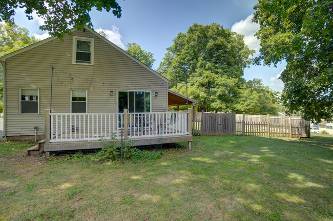 Building Photo - 128 Parker Farms Rd