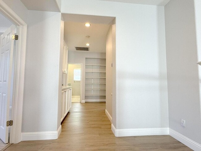 Building Photo - Beautifully Remodeled Modern Home In Wests...