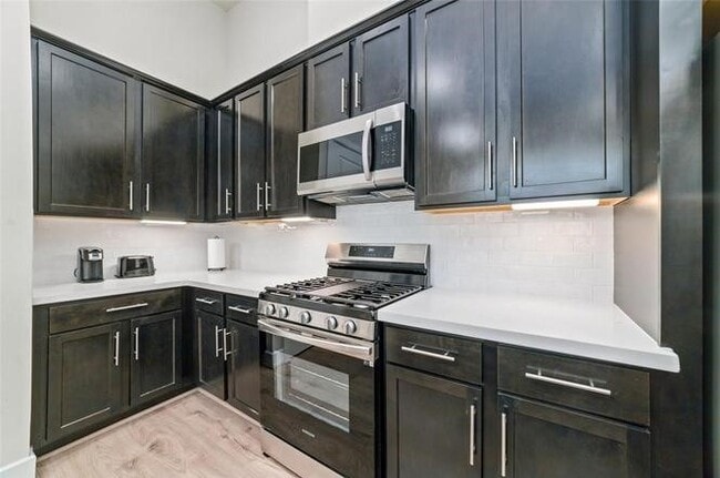 Building Photo - 148 Knightsbridge Park Ln