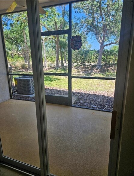 Building Photo - 13050 Tigers Eye Dr