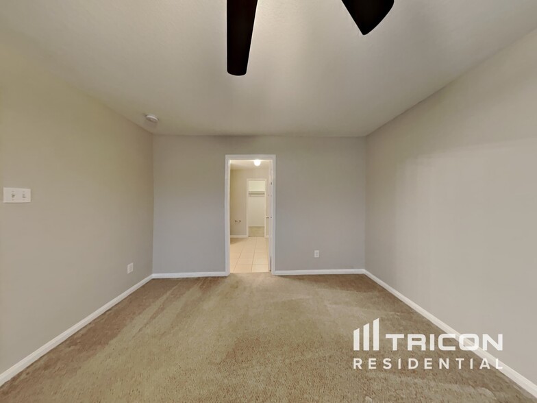 Building Photo - 26939 Wild Duck Ln