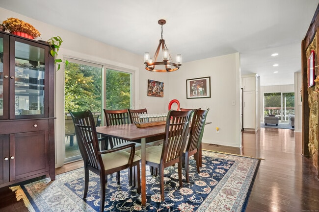 Building Photo - 15 Bartram Dr