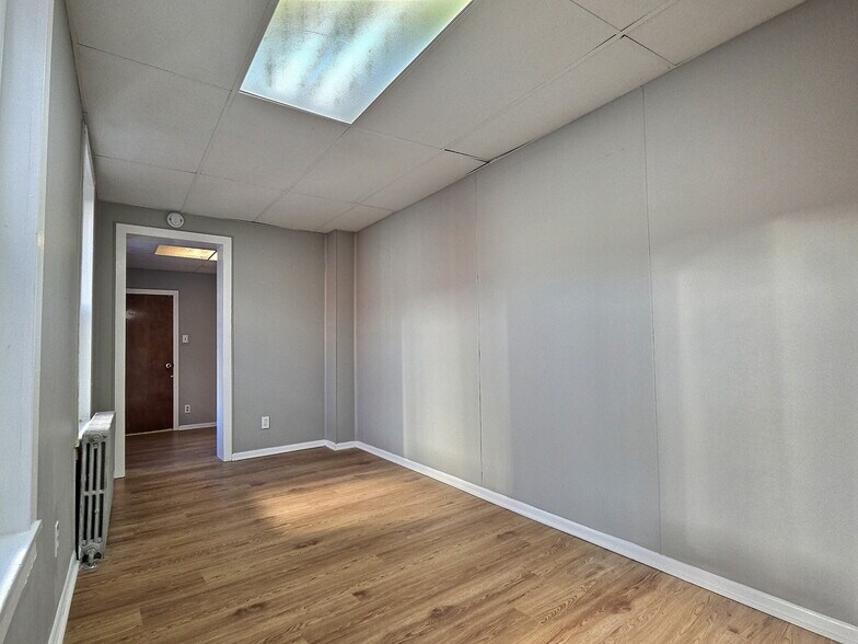 Building Photo - 1354 Cotton St