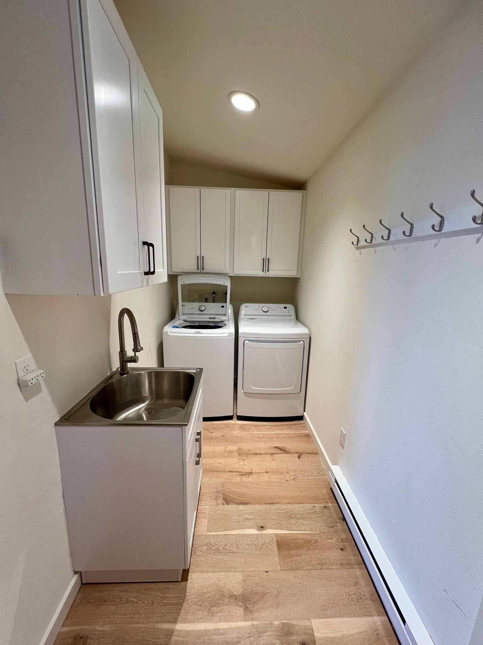 Washer and Dryer - 5014 Justin Ln