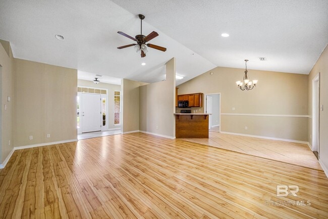 Building Photo - 16955 Heartland Cir