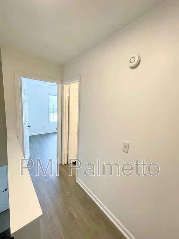 Building Photo - 138 Villa Ct