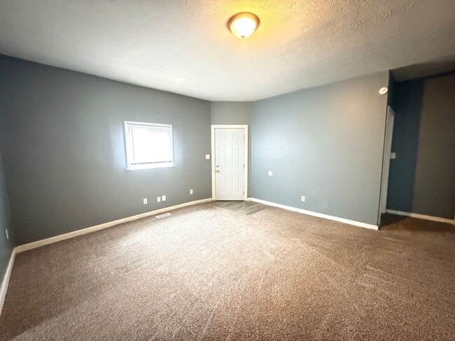 Building Photo - 1017 Laurel St