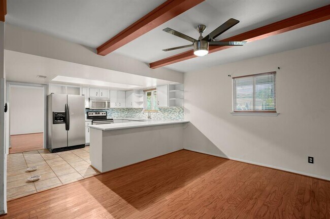 Building Photo - 5103 Orleans Ct