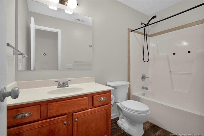 Building Photo - 1717 Kershaw Loop