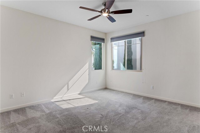 Building Photo - 5533 Palm Dr