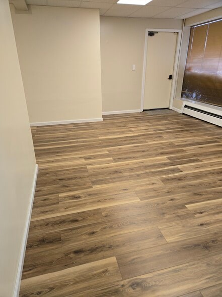 Building Photo - 639 Pawling Ave