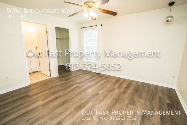 Building Photo - 5004 Beechcraft Way