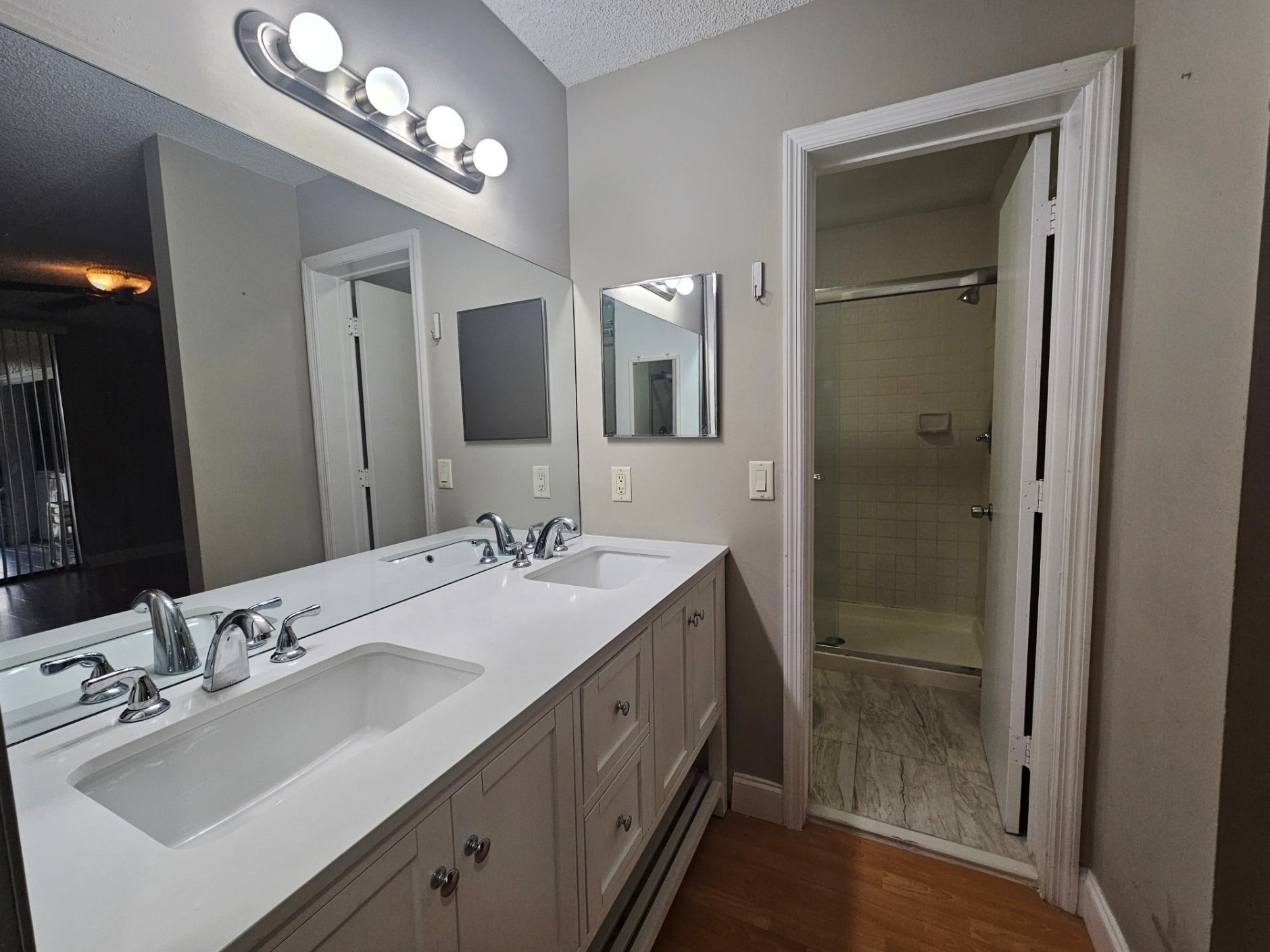 Building Photo - 2738 Carambola Cir S