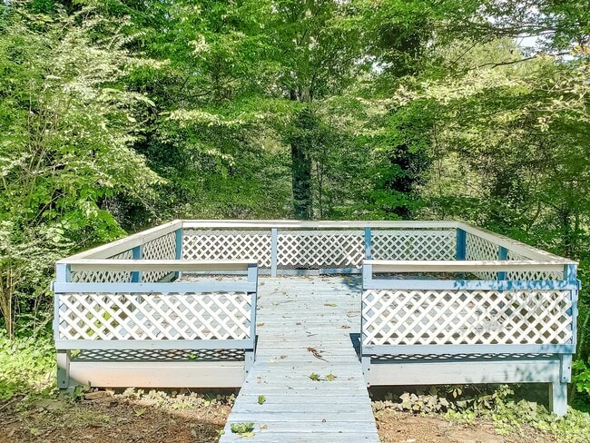 Building Photo - 4808 Brasac Dr