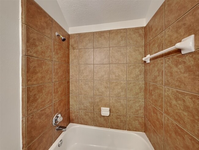 Building Photo - 11919 Lois Ln Dr