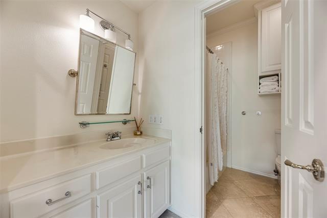 Building Photo - 1418 Yakimo Dr