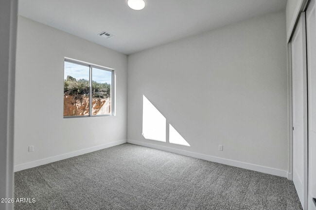 Building Photo - 750 S Grant Woods Pkwy
