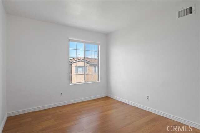 Building Photo - 2800 Plaza del Amo