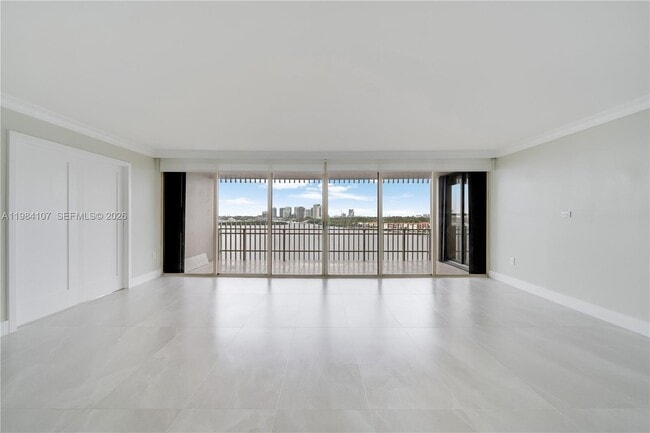 Building Photo - 1 Grove Isle Dr