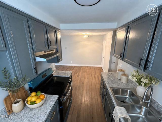 Building Photo - 2637 Yardarm Ave