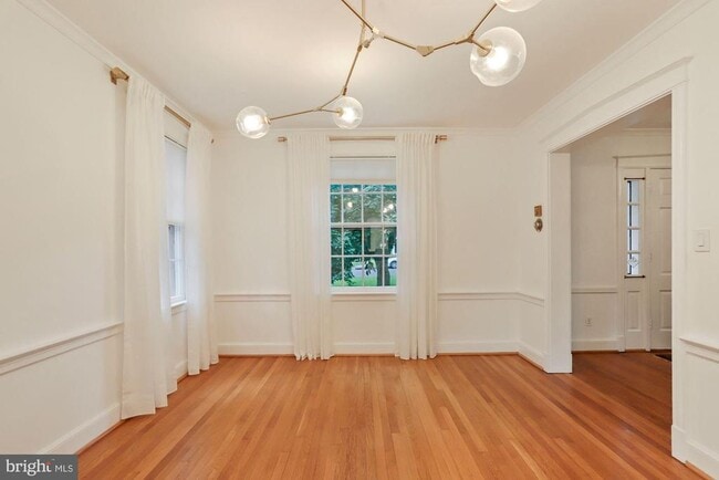 Building Photo - 3273 Worthington St NW