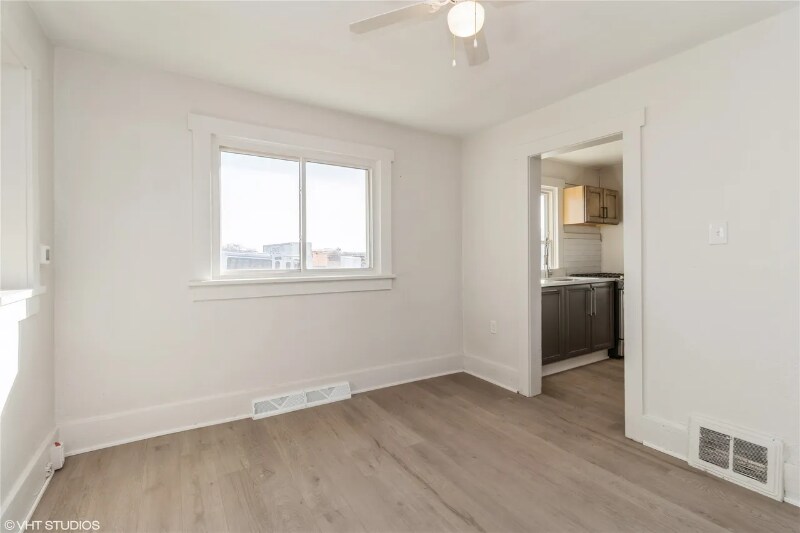 Building Photo - 1921 Logan Ave