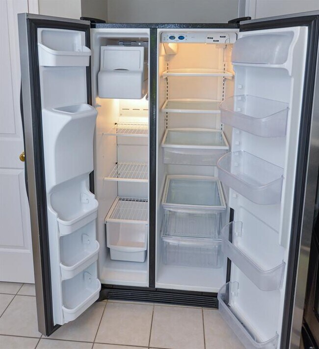 Building Photo - 2109 Kimra Ln