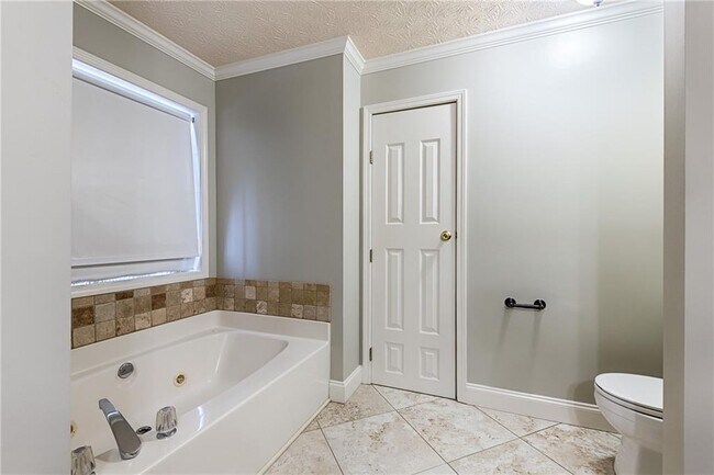 Building Photo - 4929 Baker Plantation Way