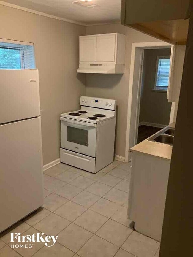 Building Photo - 1698 Sandtown Rd SW