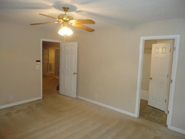 Building Photo - 2342 Gold Valley Dr